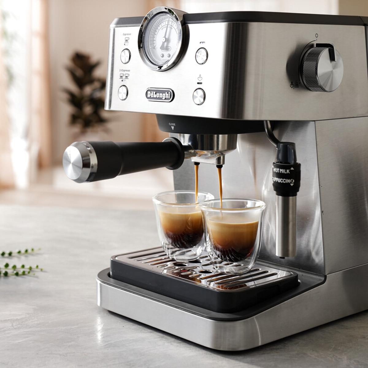 Cafetera Delonghi Classic Stainless Steel