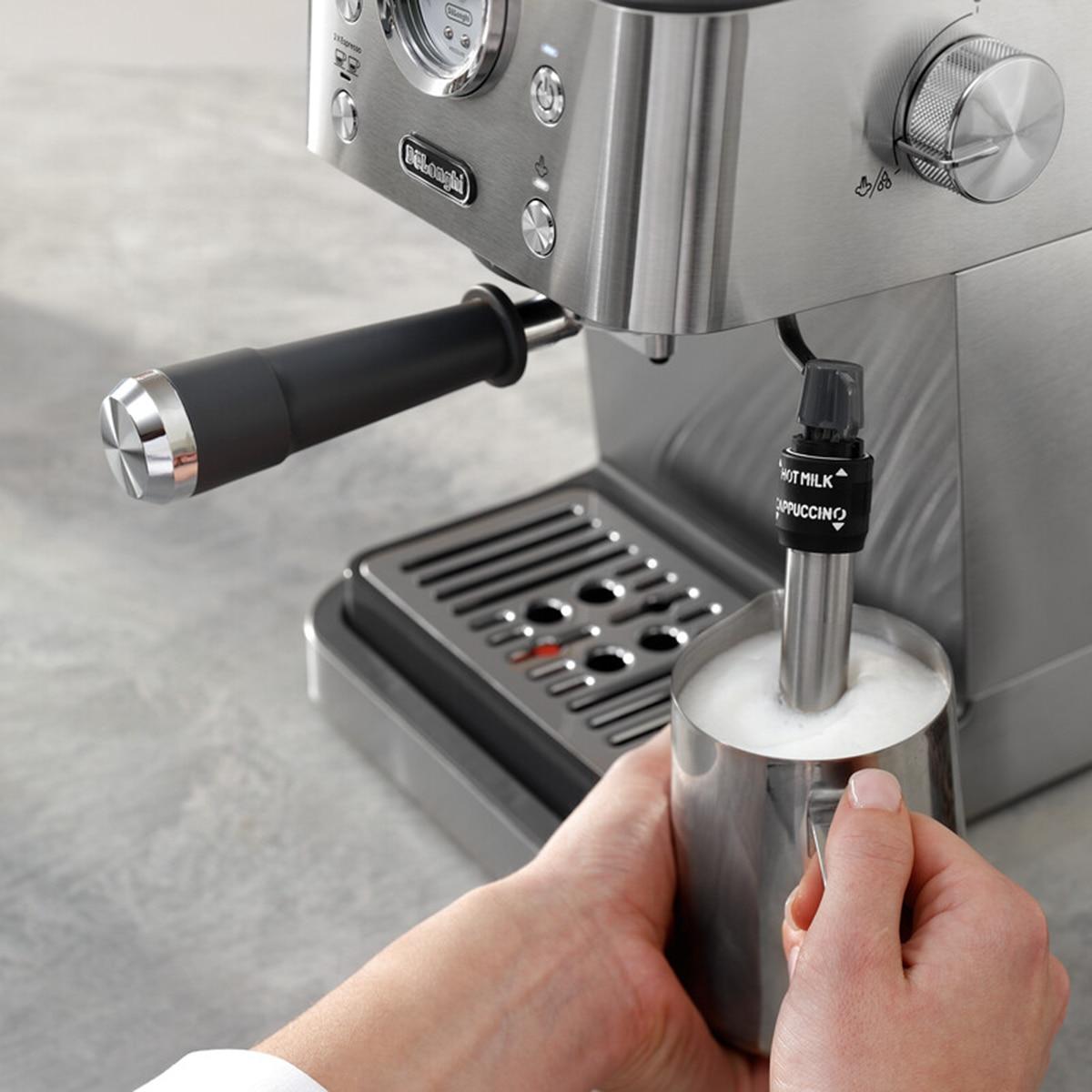 Cafetera Delonghi Classic Stainless Steel